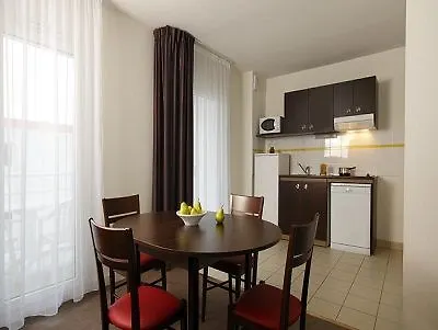 Apartmanhotel Appart'city 3*