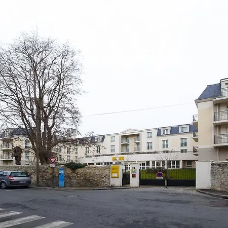 Appart'city 3* Poissy